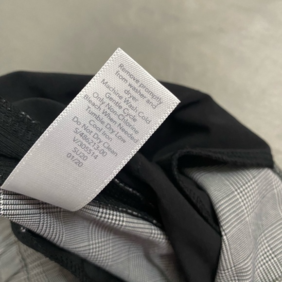 Athleta Brooklyn Ankle Pants Women 8T Black Plaid Work Comfort Stretch Waist - Picture 15 of 15